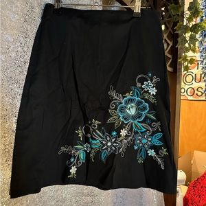 Black blue floral embroidered a-line skirt business 5